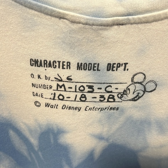 Disney T-Shirt - Picture 6 of 6